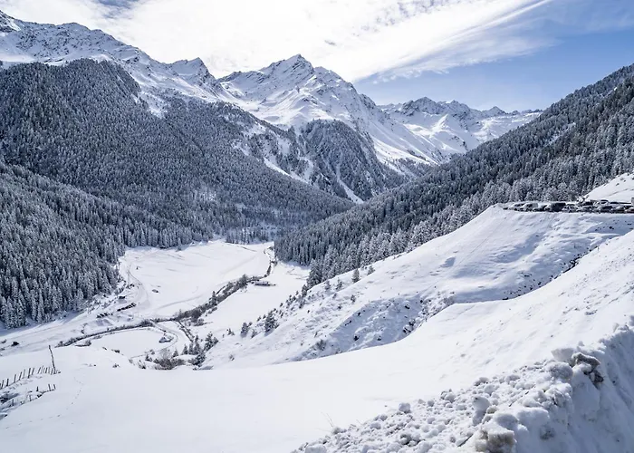 Alpengasthof Praxmar Πανσιόν 3*