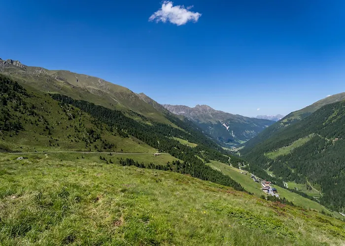 Alpengasthof Praxmar Πανσιόν 3*