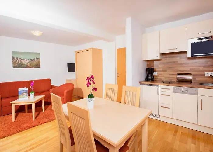 Πανσιόν Alpengasthof Praxmar 3*